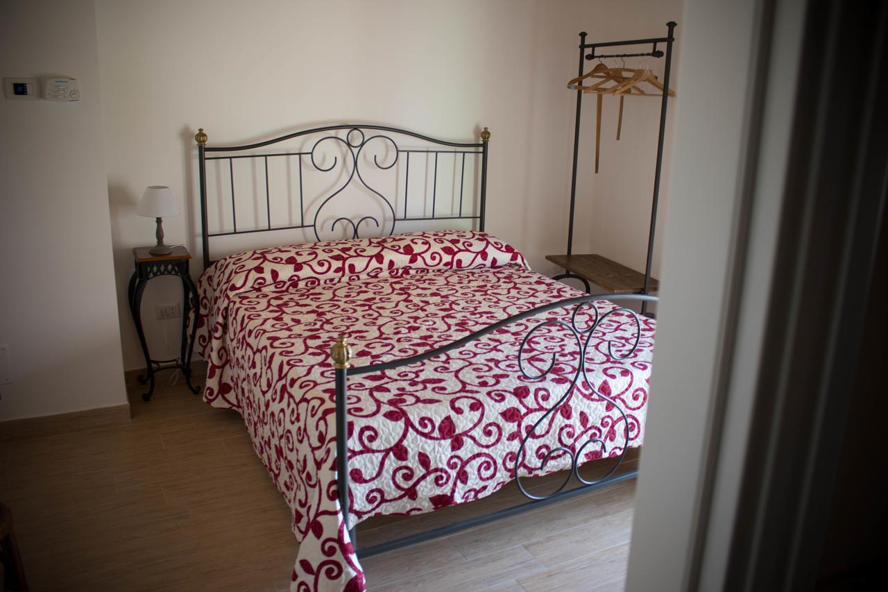 Bed and Breakfast Residenza Delle Grazie à Miglionico Extérieur photo